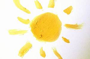 Sol pintado, en color amarillo.