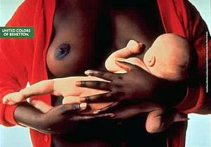 Imagen publicitaria de Benetton titulada Black & White.