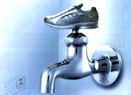 Ejemplo de imagen Polisémica. Imagen publicitaria de ADIDAS.